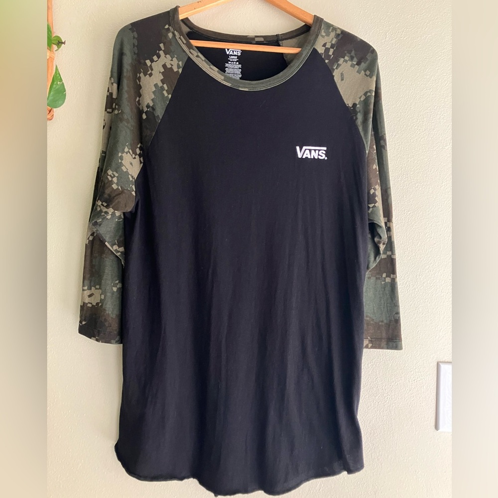Vans Raglan Baseball 3/4 Sleeves Digital Camo Black T Shirt Men’s Large Skate